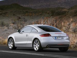 Audi TT 3.2 Quattro Coupe 2006 года  (WW)